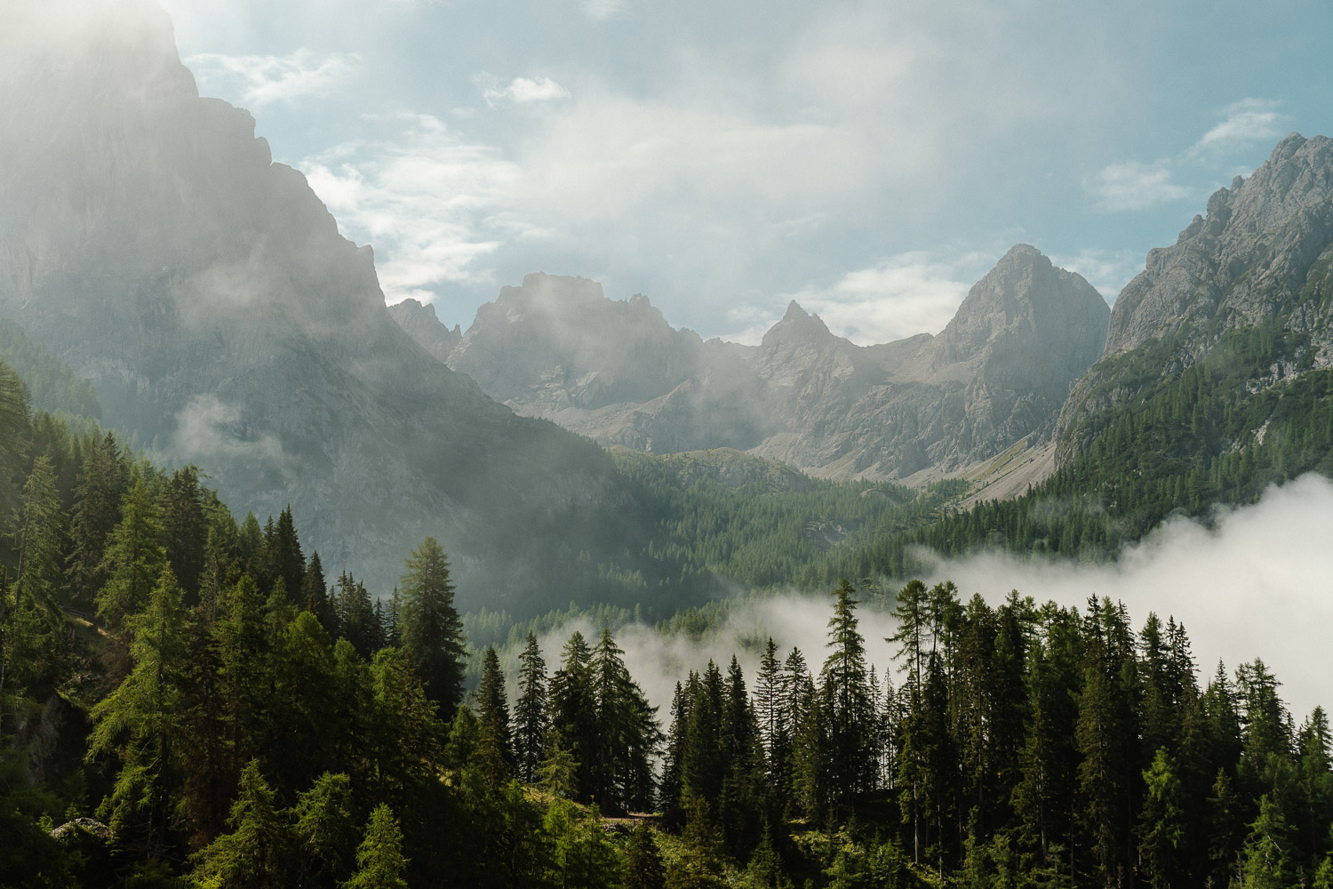 Foto der Lienzer Dolomiten von der Dolomitenhütte Osttriol aus, Berge, Mountains,