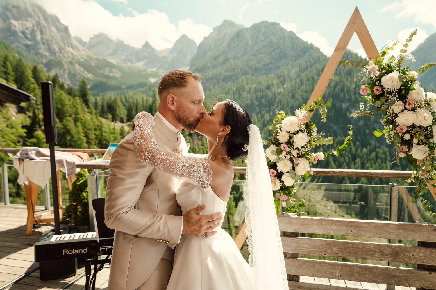 Hochzeit Dolomitenhütte Osttirol, Hochzeitsfotograf Osttirol, Lienz, Hochzeitslocation Dolomiten, Dolomites, Wedding, Weddingphotographer Dolomites, Berghütte, Heiraten in den Bergen, Hochzeitsfotos in den Bergen, Hochzeitsfotograf Kärnten, Österreich
